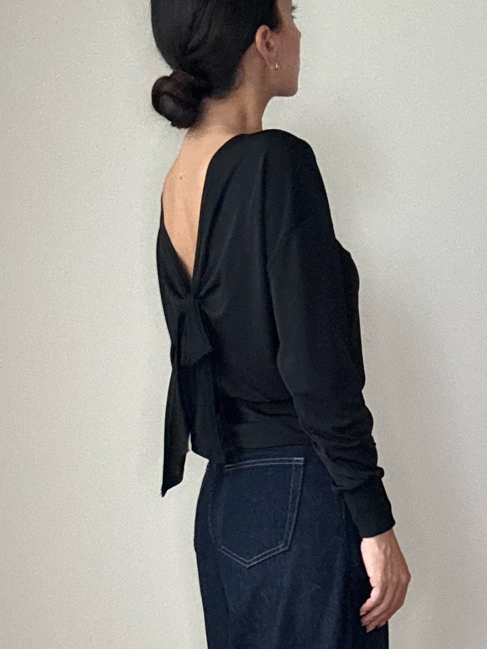cinq a sept Black Open-Back Tie Long-Sleeve Top